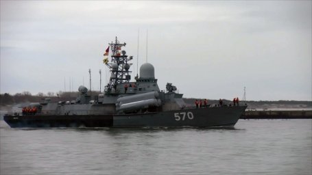 Учения на фоне кризиса: в Балтику вышли 20 российских кораблей