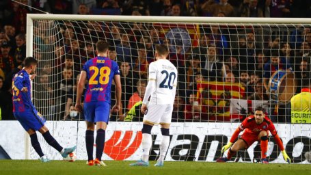 "Барселона" и "Наполи" не выявили победителя в Лиге Европы