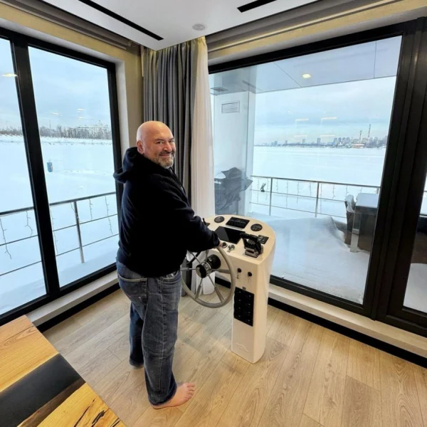 Хаусботы это новый формат жизни в большом городе на воде Хаусботы это новый формат жизни в большом городе на воде