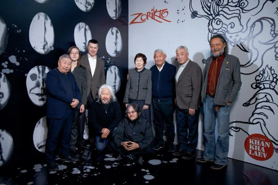 Выставка Зорикто Доржиева в Иркутске и юбилейная экспозиция Бальжинимы в Улан-Удэ объединяют судьбы Выставка Зорикто Доржиева в Иркутске и юбилейная экспозиция Бальжинимы в Улан-Удэ объединяют судьбы