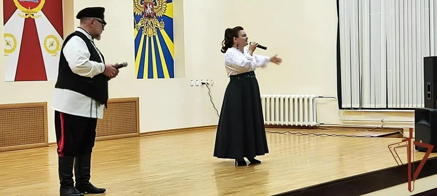Предпраздничный концерт в Чкаловске: Суховы подарили тепло Росгвардии Предпраздничный концерт в Чкаловске: Суховы подарили тепло Росгвардии